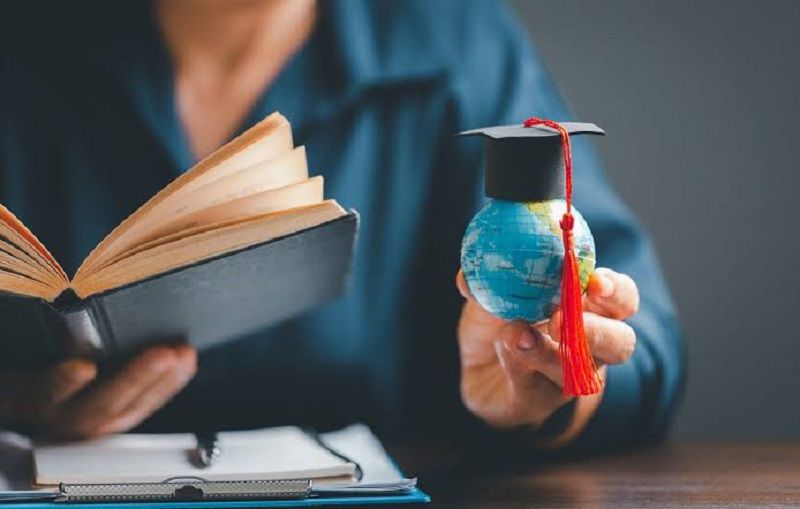 Khối Ngành Kinh Doanh Và Quản Lý